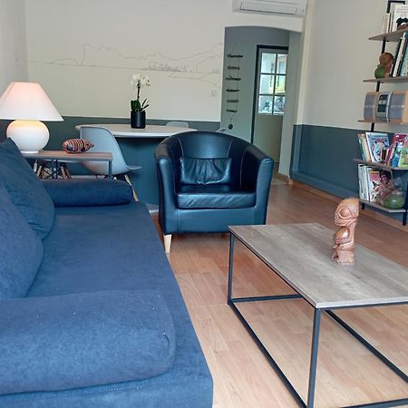 Bel Appartement Bord De Mer A St Cyr Sur Mer Сен Сир сюр Мер Екстериор снимка